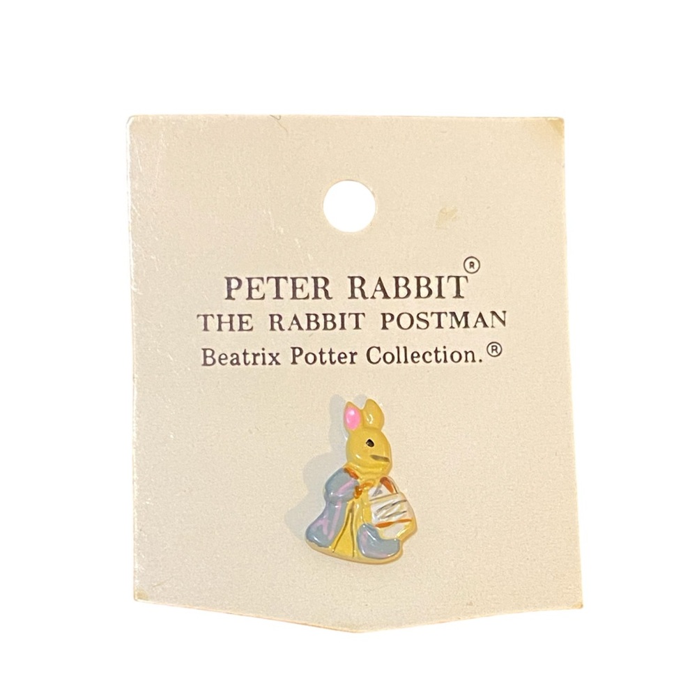 🍂 Vintage Bunny Figurine button